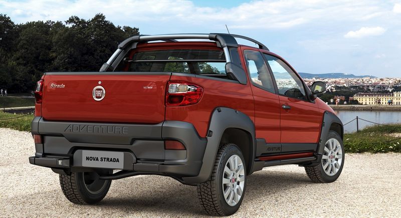 Fiat_Strada_2014_Foto_2