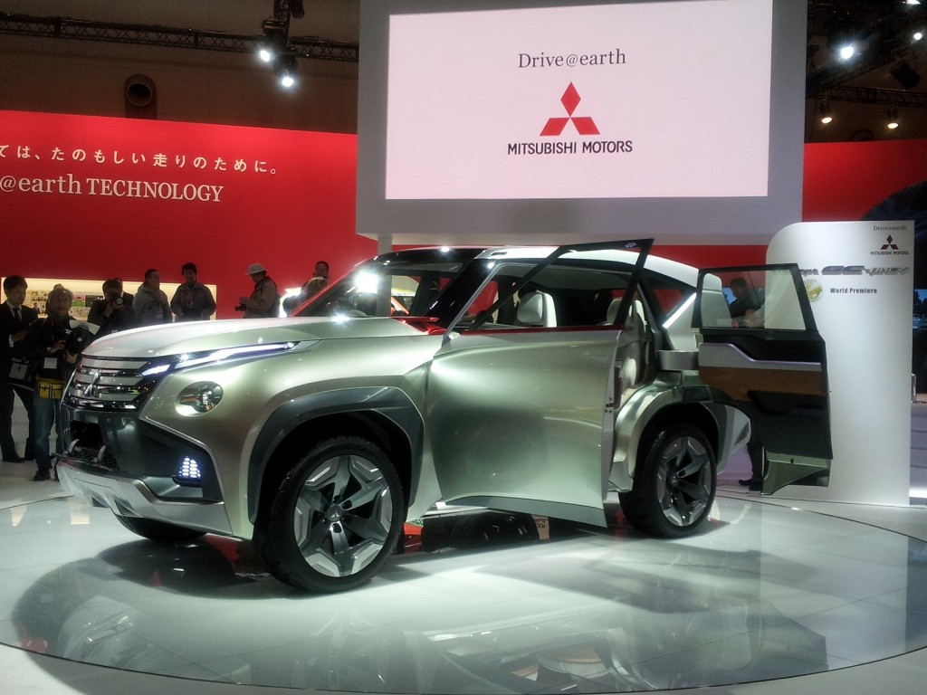 1Mitsubishi-GC-PHEV_3