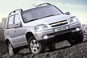 1Chevrolet_niva_French_Engine_1