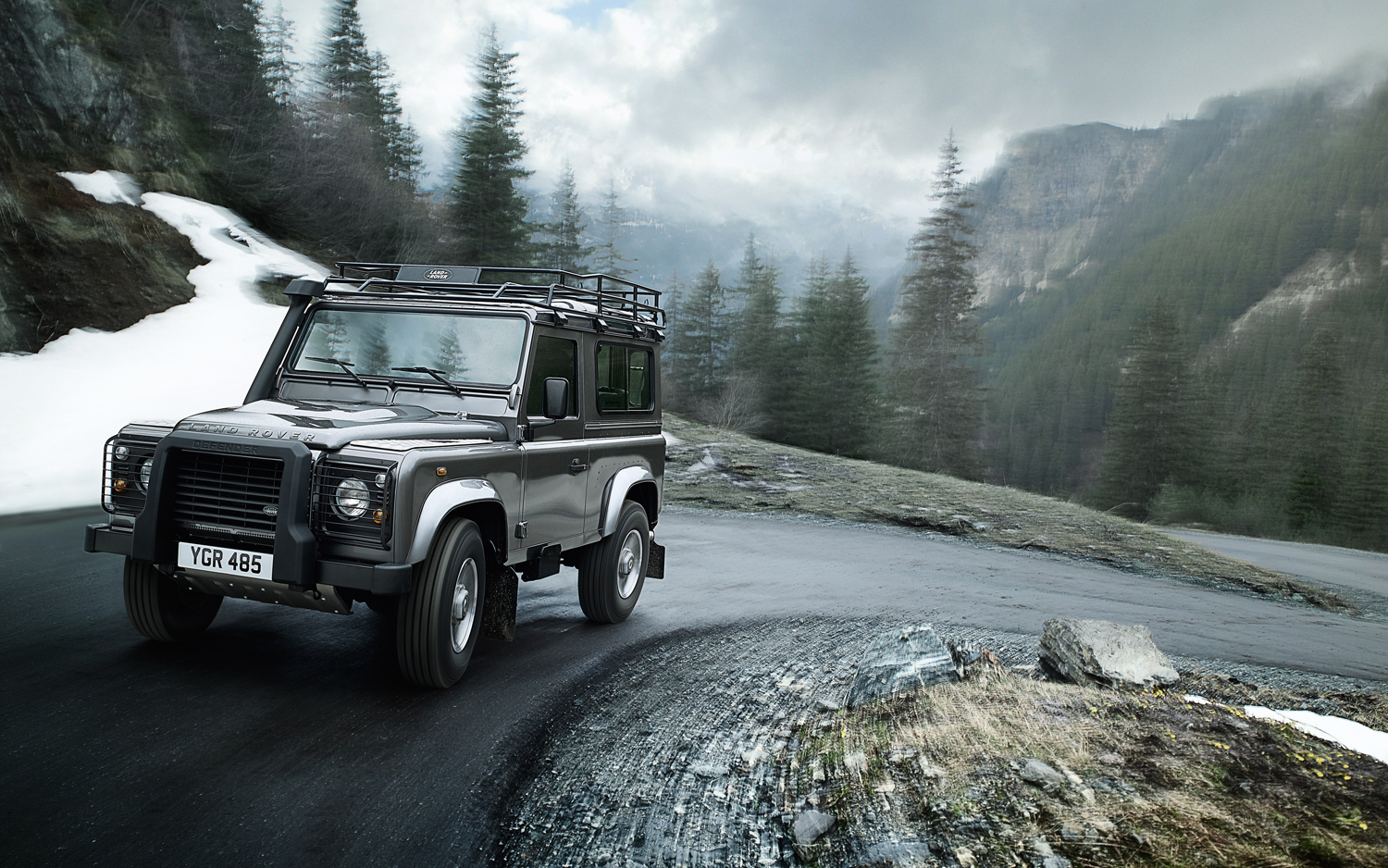 1Land-Rover-Defender-2017_2