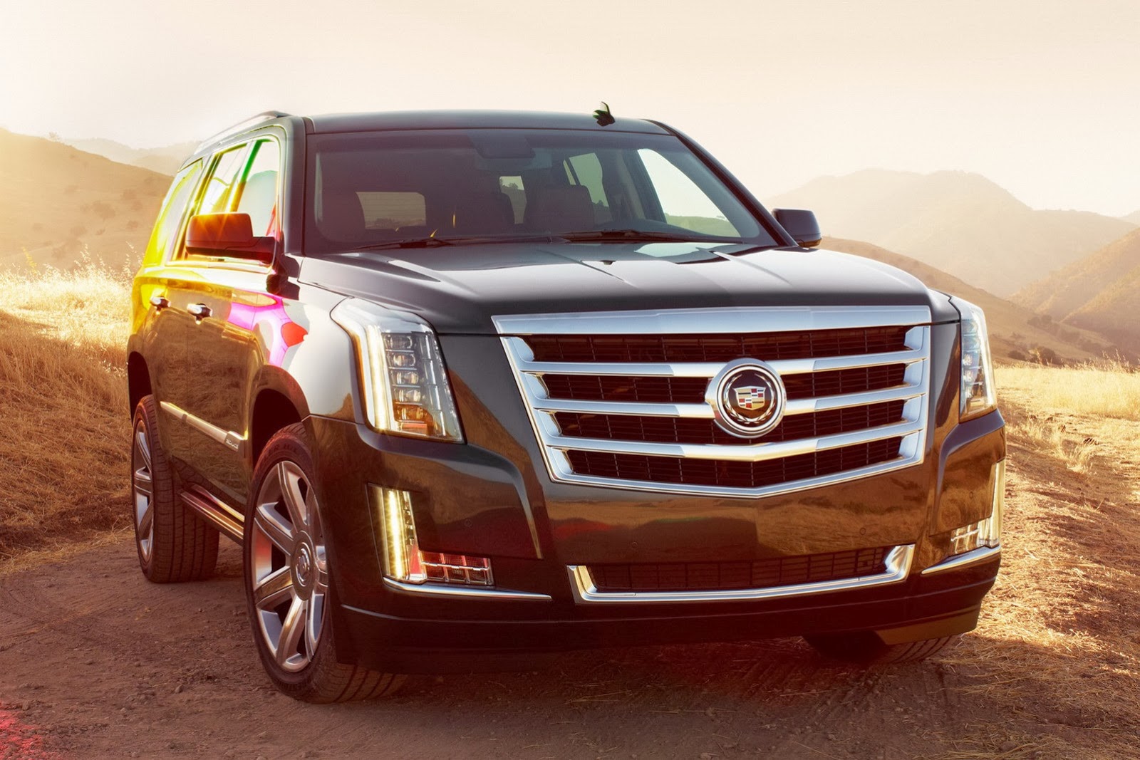 1cadillac-escalade_2015_2