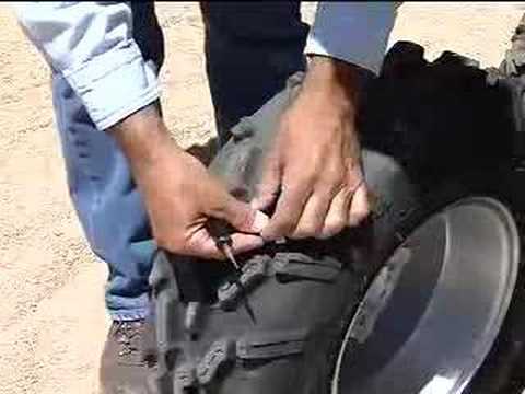 Как отремонтировать пробитое колесо мотоцикла в дорожных условиях