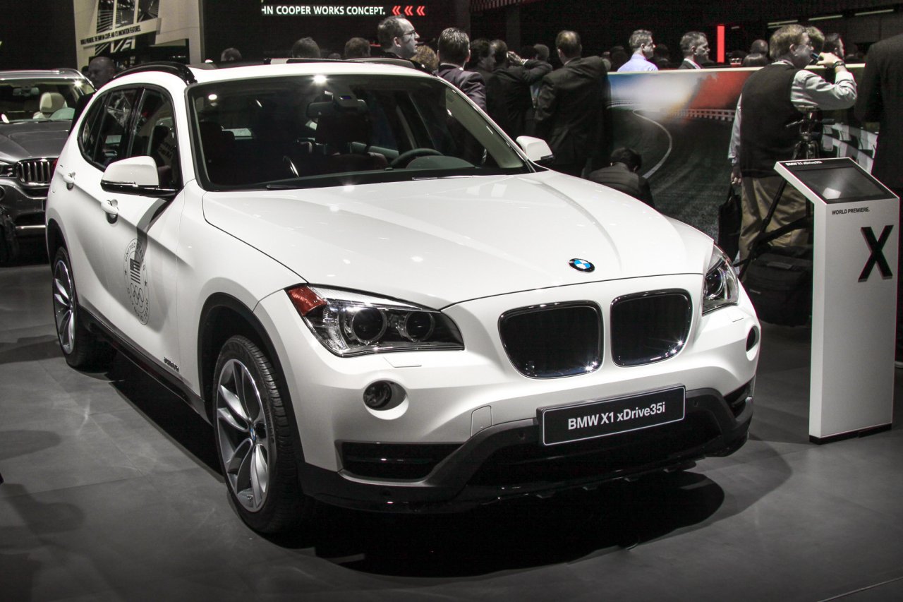 1BMW-X1-2014_1