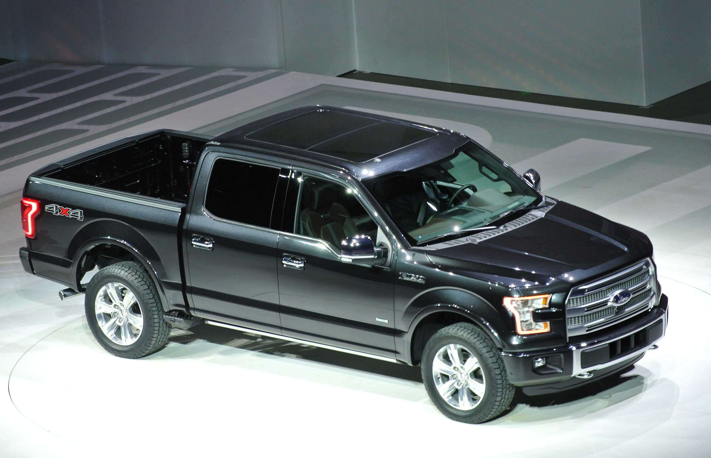 1Ford-F-150-2014_3