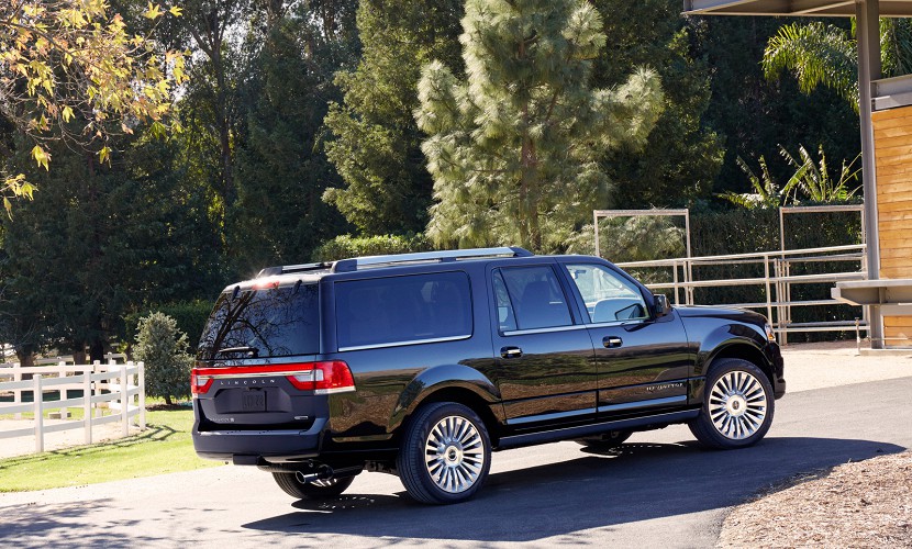 1Lincoln-Navigator-2014_3