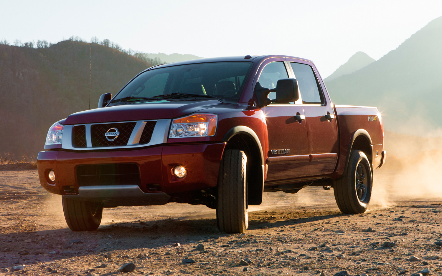 1Nissan-Titan-Special-Edition_2