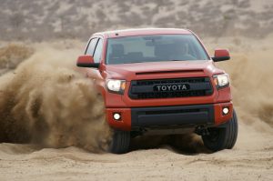 1-Toyota-Tundra-2015_1