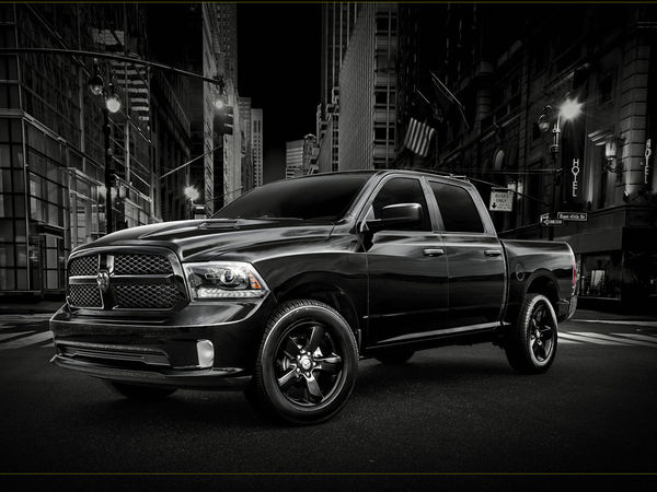 1Dodge-Ram-Black_1