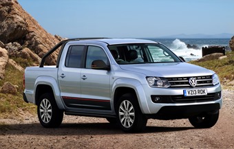 VW-Amarok-Dark_Label_2