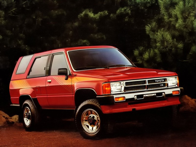 Toyota-4Runner-1984-1989-Photo-06-800x600
