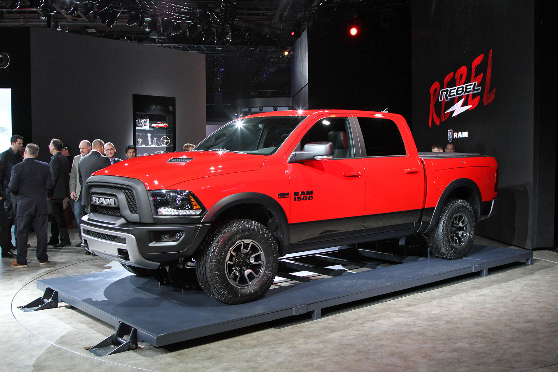 ram-1500-rebel-2015-2